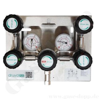 Batteriedruckminderer Entspannungsstation Druckregelstation - 2 Eingänge -  manuelle Umschaltung - 300 bar bis ca. 14 bar regelbar - 1-stufig - IN OUT 1/4" NPT IG - Induktiv Kontaktmanometer im Eingang - Eigengasspülung - Messing verchromt 6.0 - GCE Druva